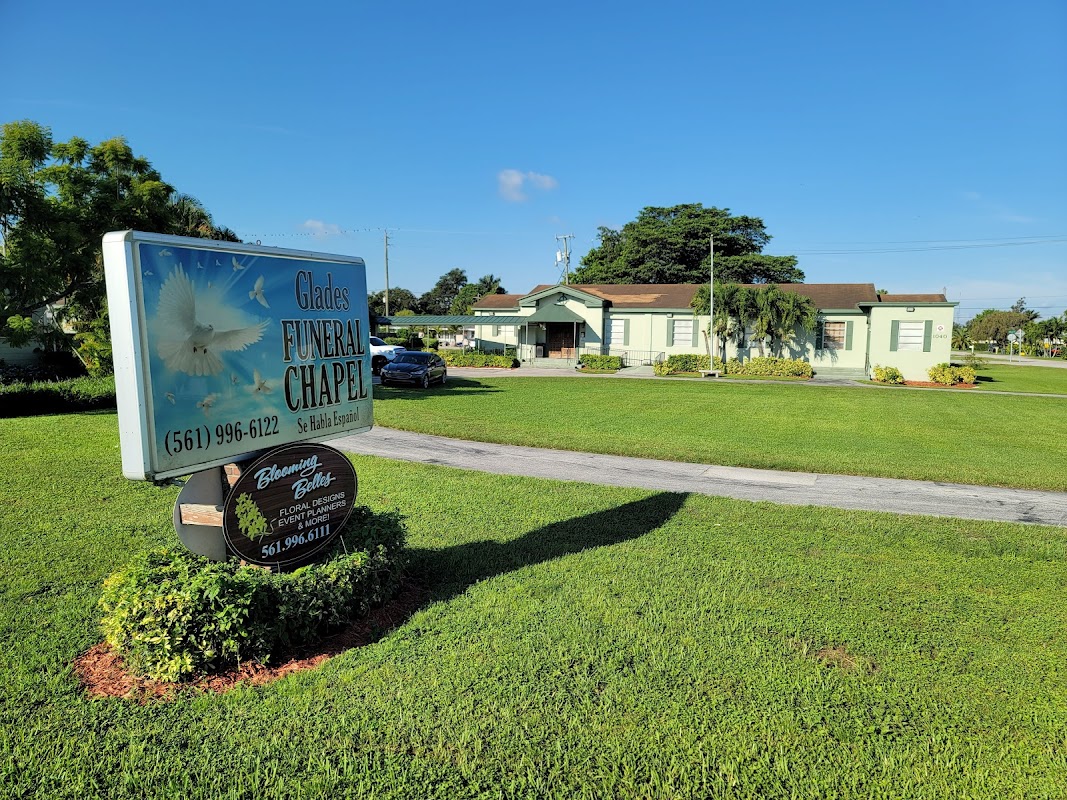 Glades Funeral Chapel building in Belle Glade, Florida