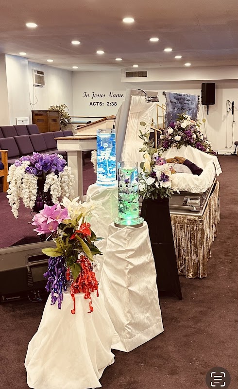 Golden Gate Funeral Home building in Chicago, Illinois