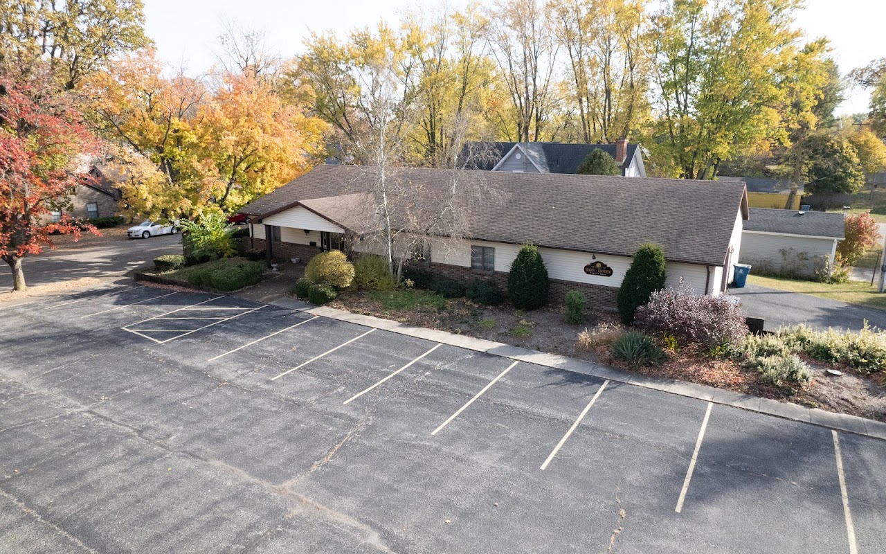 Hahn-Groeber Funeral Home-Oxford building in Oxford, Indiana