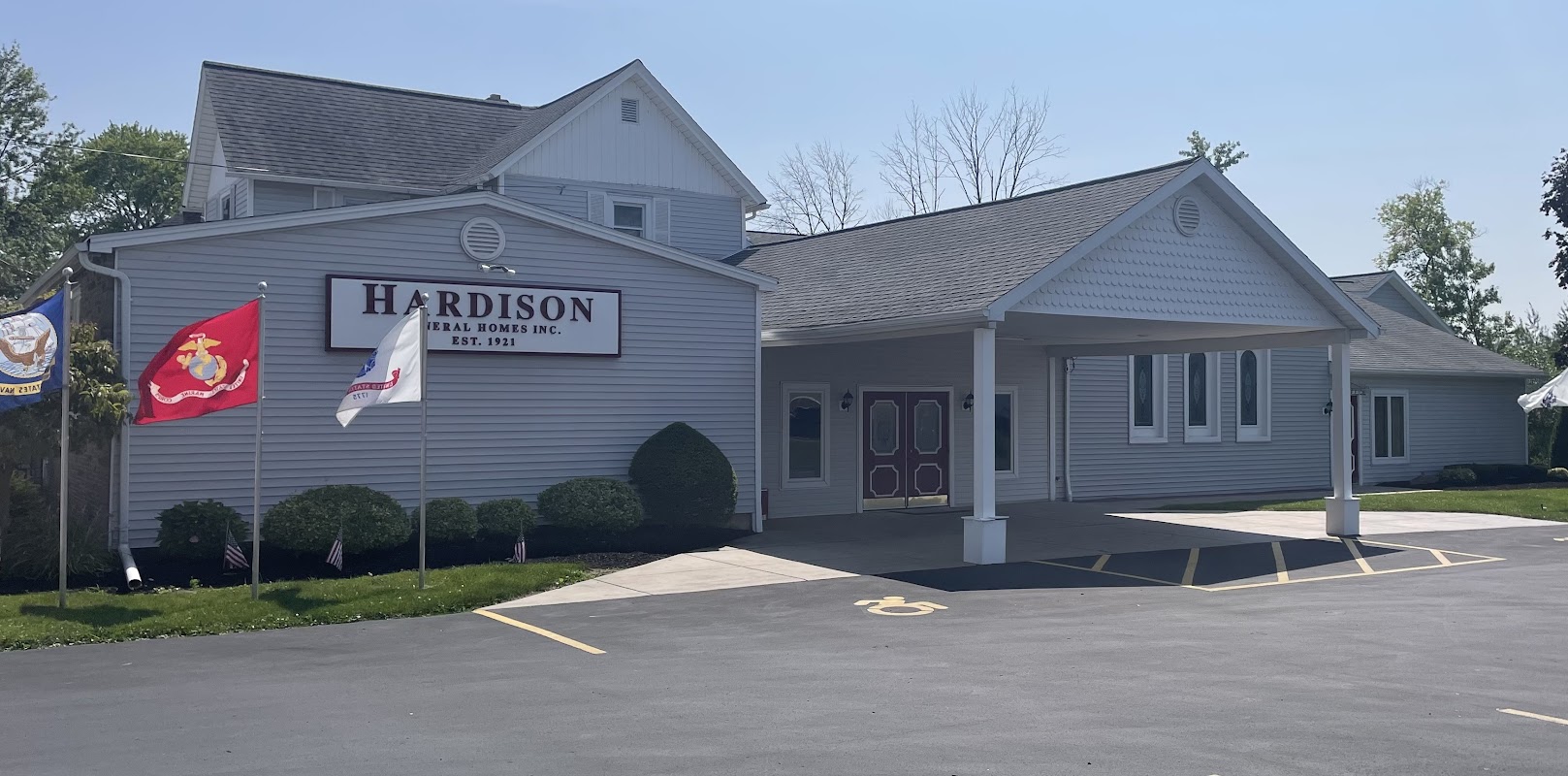 Hardison Funeral Homes Inc building in Ransomville, New York