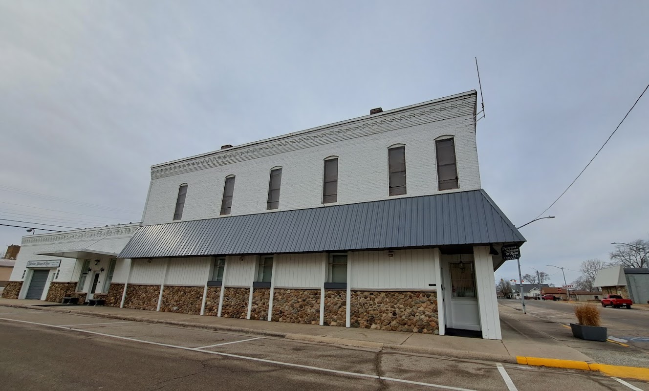 Harrison-Metzger & Rans Funeral Home - Kewanna building in Kewanna, Indiana