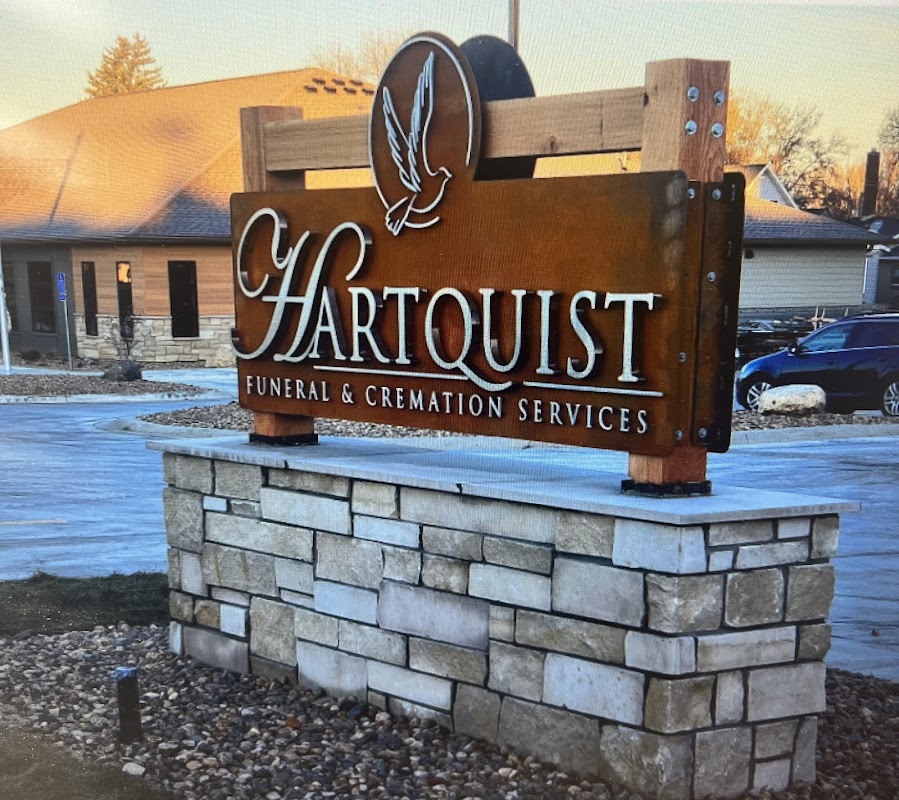 Hartquist Funeral Home - Pinestone Chapel building in Pipestone, Minnesota