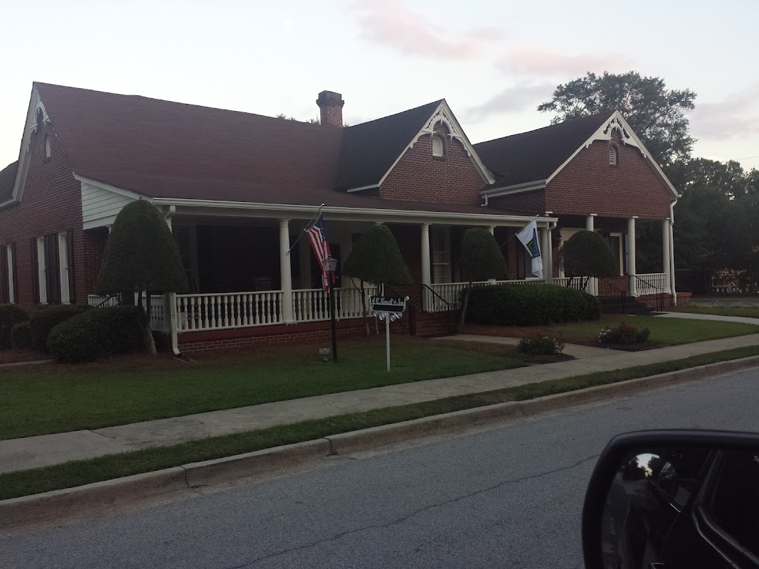 Harwell Funeral Home building in Covington, Georgia