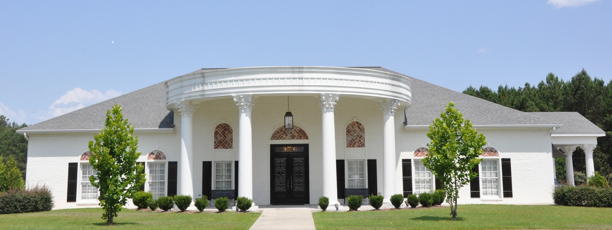 Hathorn Funeral Home building in Columbia, Mississippi