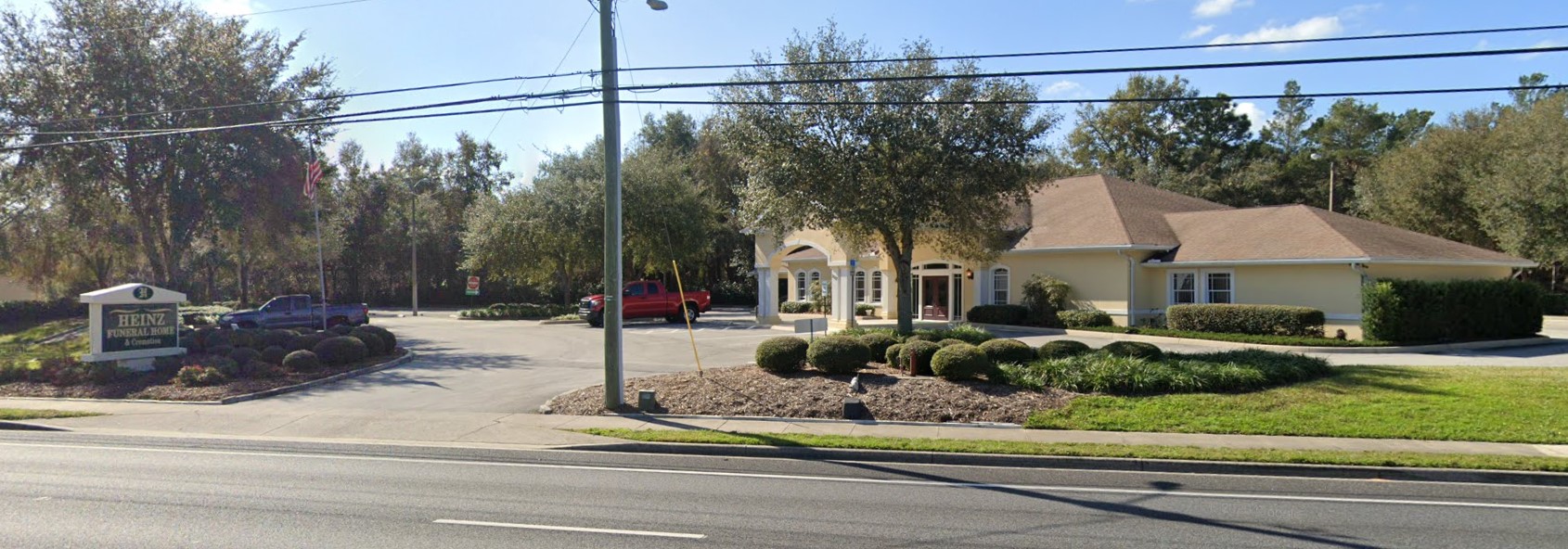 Heinz Funeral Home building in Inverness, Florida