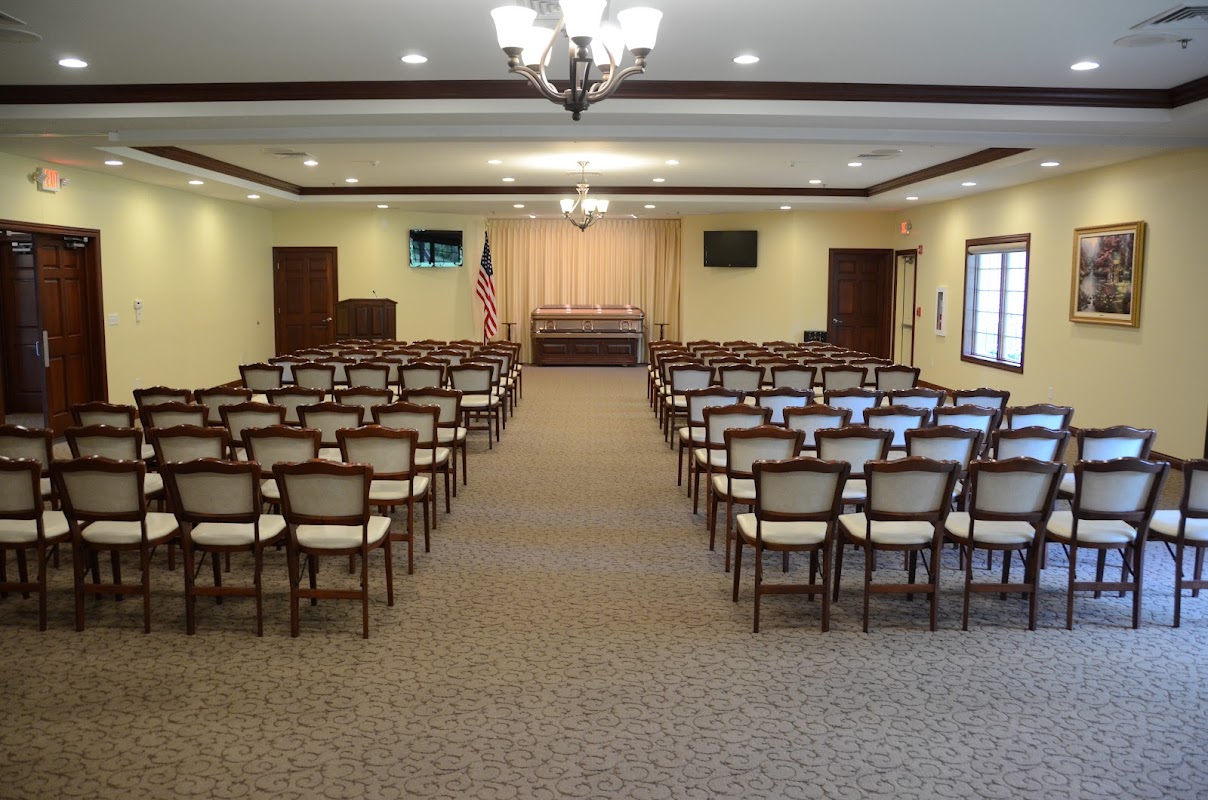 Henderson Funeral Home and Crematory building in Pekin, Illinois