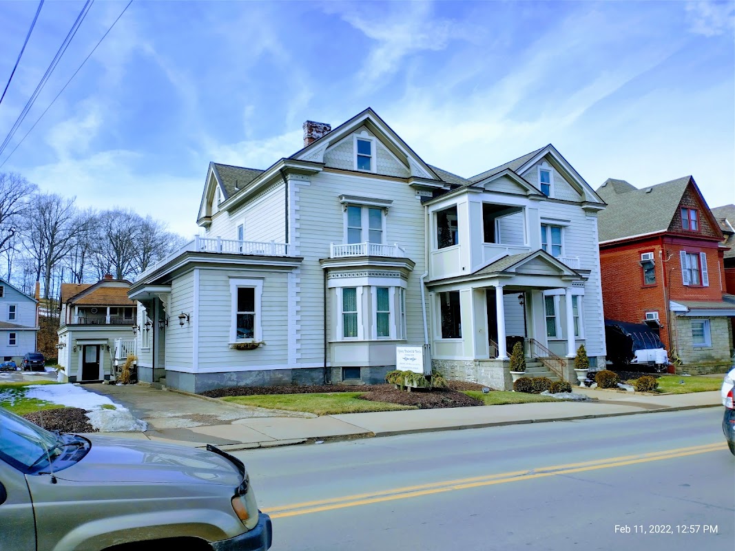 Henney-Bradwell & Nirella Funeral Home building in Carnegie, Pennsylvania