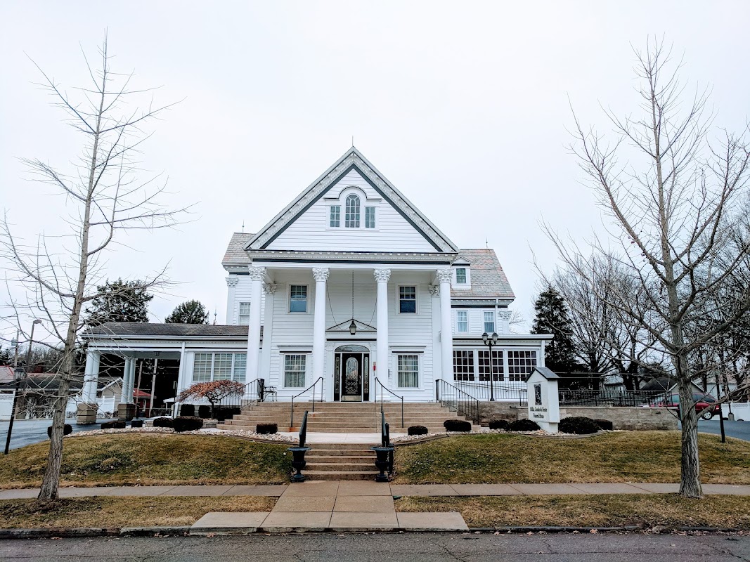 Hillis, Combs & Nestor Funeral Home building in Zanesville, Ohio