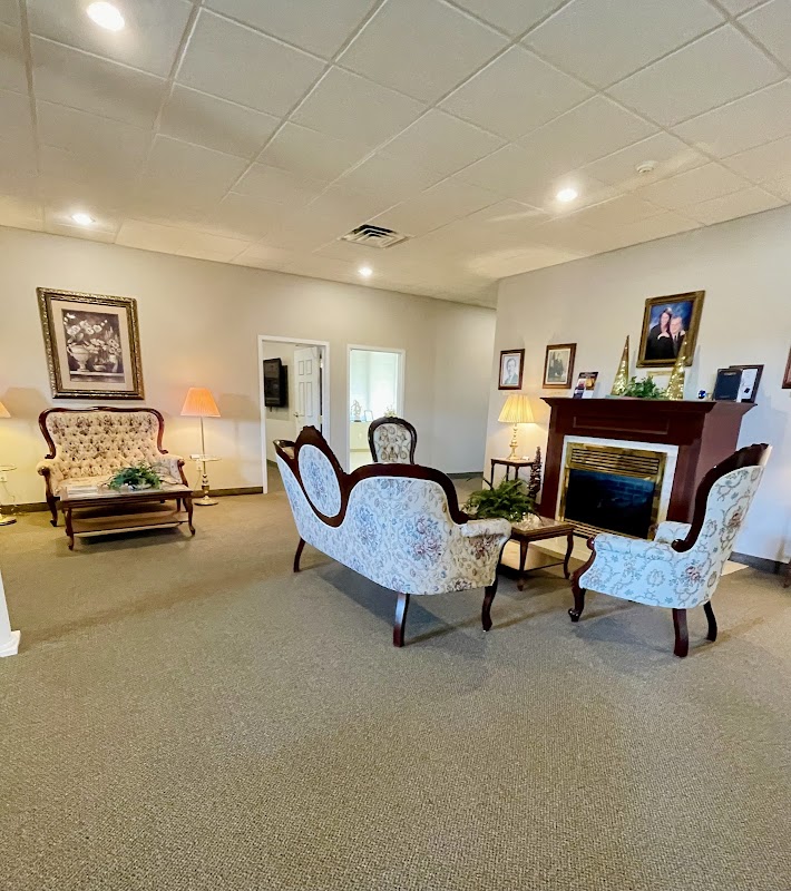 Holland-Barry-Bennett Funeral Home building in Lincoln, Illinois
