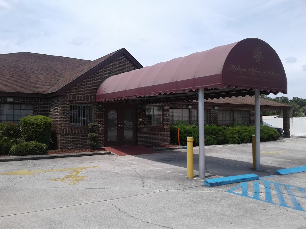 Holmes-Glover-Solomon Funeral Directors building in Jacksonville, Florida