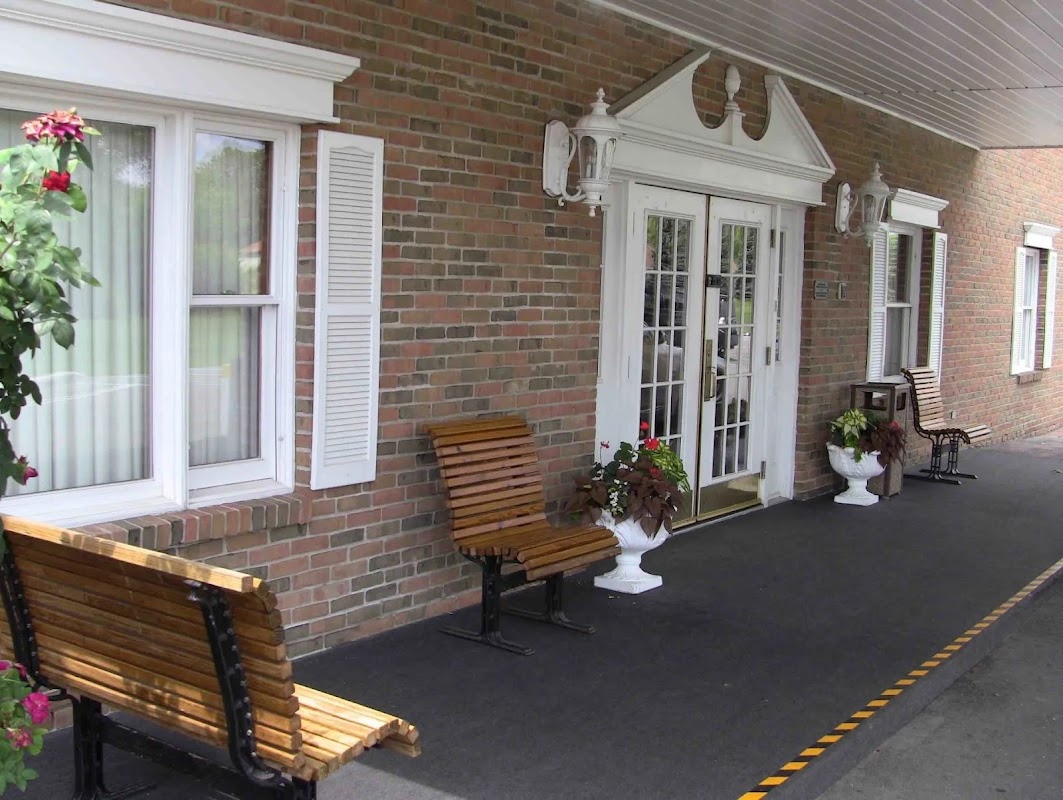 House of Day Funeral Service building in Toledo, Ohio