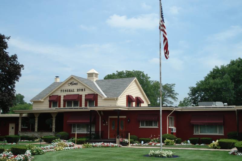 Humes Funeral Home building in Addison, Illinois