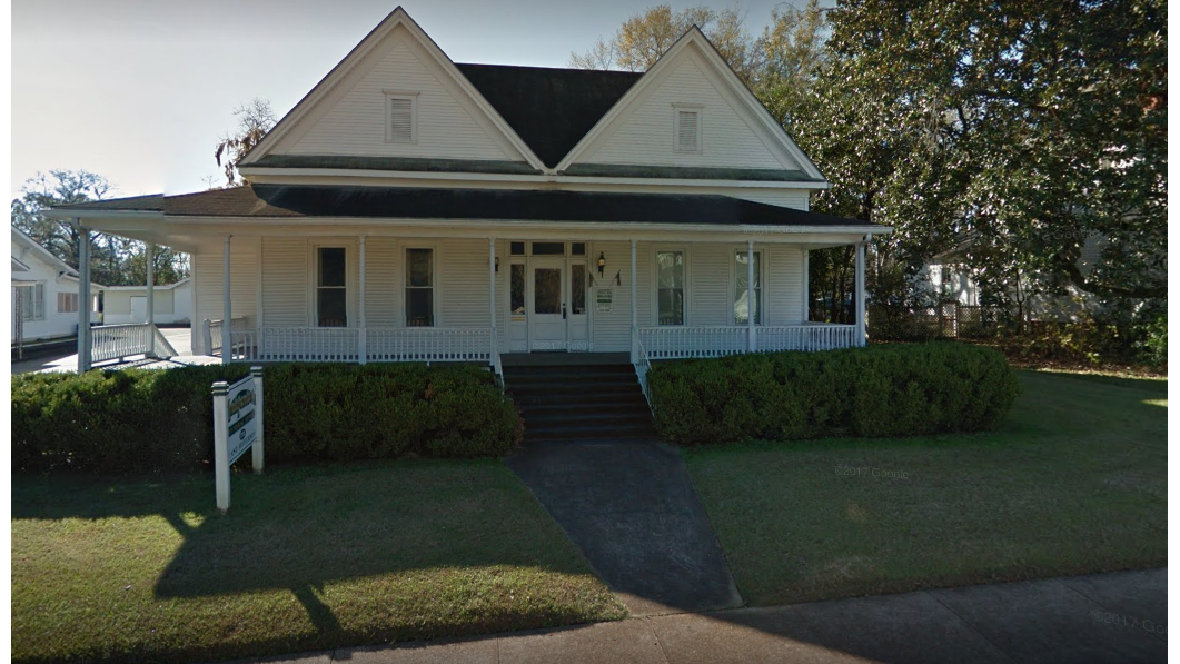 Independent Funeral Home building in Quincy, Florida