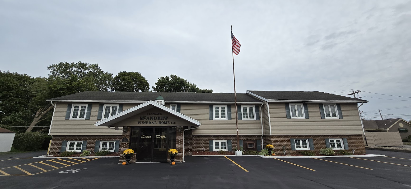 J Leonard Mcandrew Funeral Home Llc building in Batavia, New York