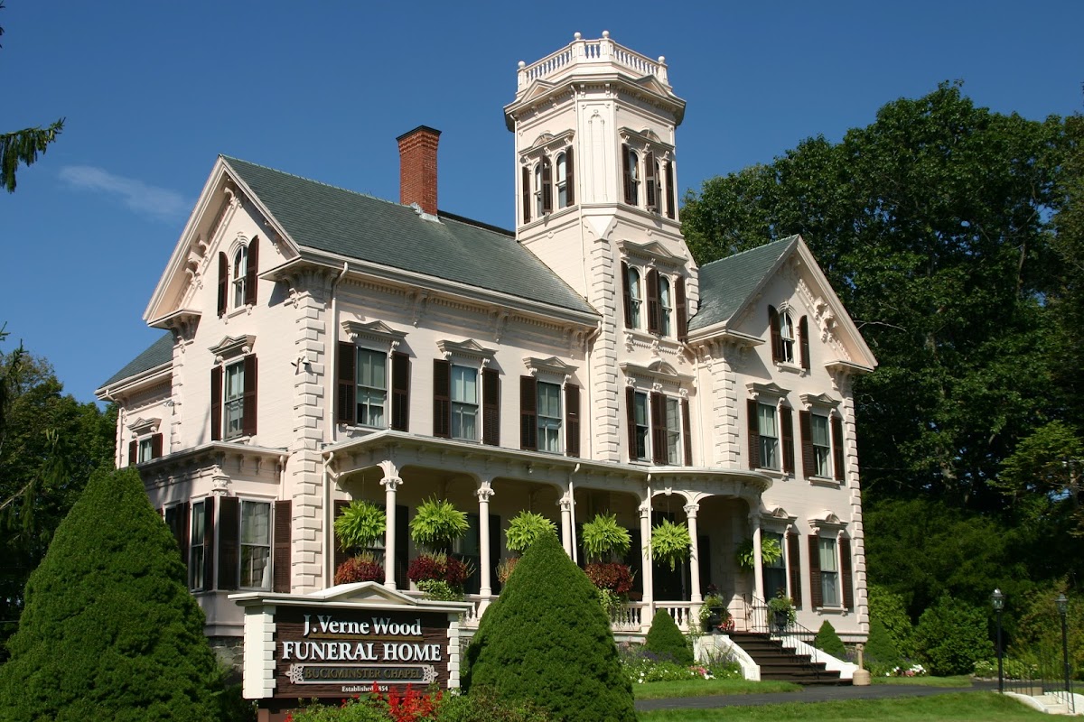 J Verne Wood Funeral Home building in Portsmouth, New Hampshire