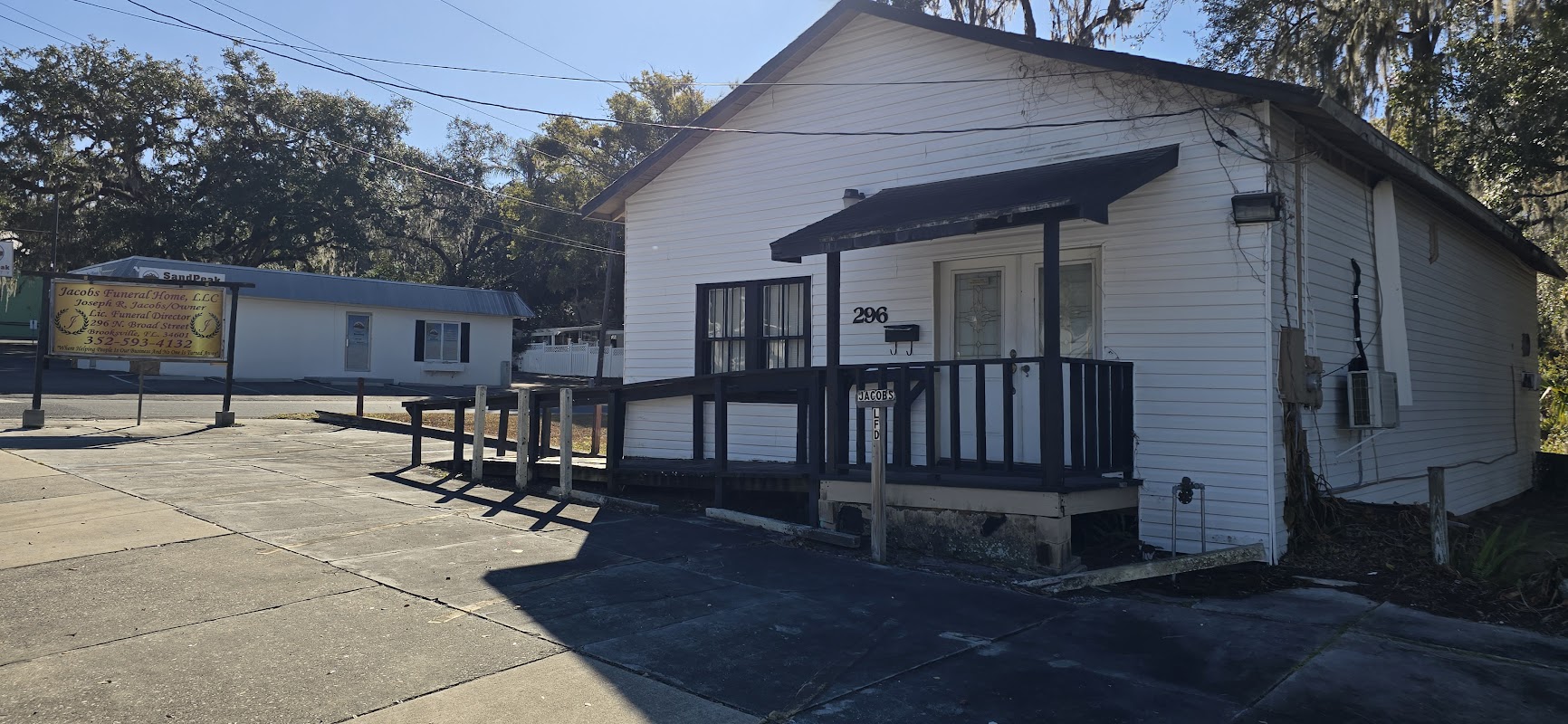 Jacobs Funeral Home building in Brooksville, Florida