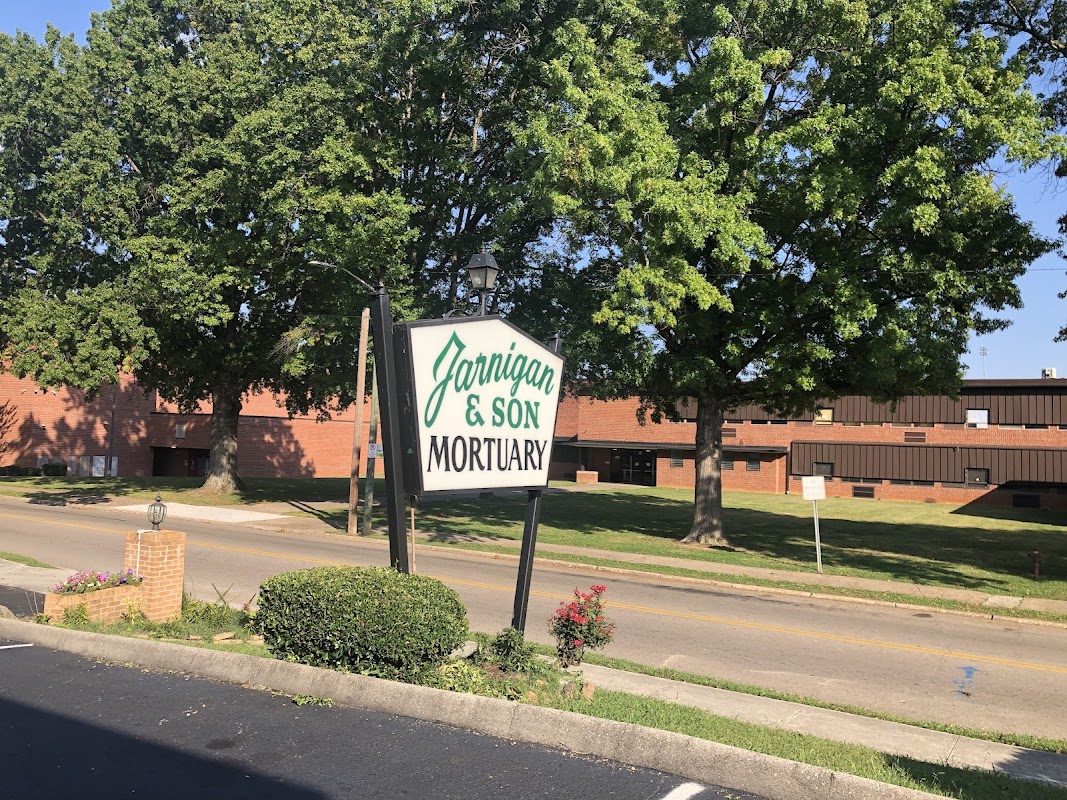 Jarnigan & Son Mortuary building in Knoxville, Tennessee