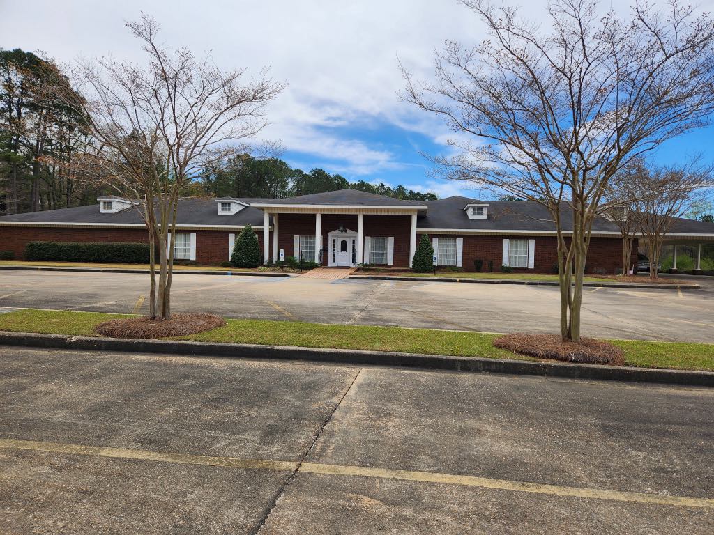 Jeffcoat Funeral Home building in Tallassee, Alabama
