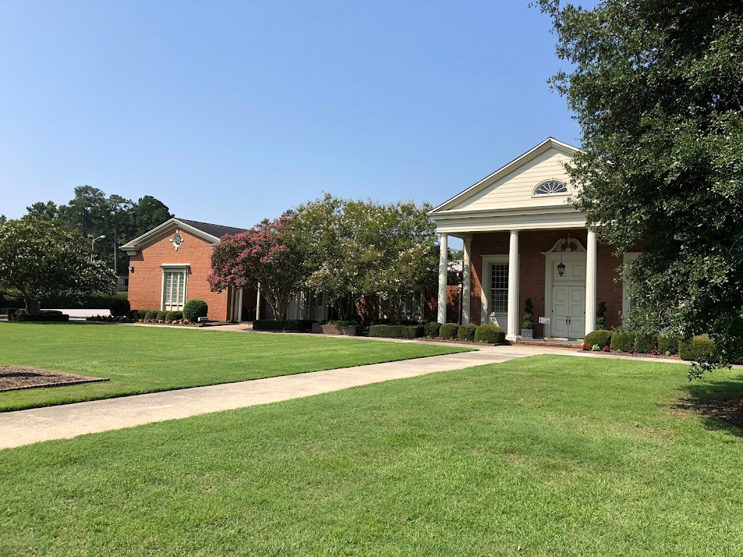 Jernigan-Warren Funeral Home building in Fayetteville, North Carolina