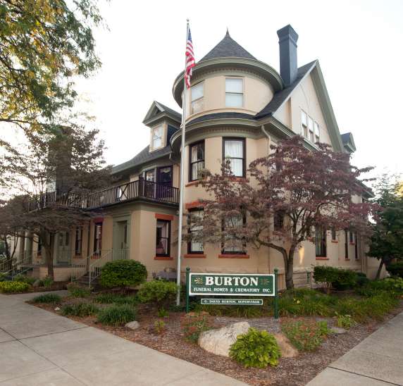 John J Quinn Funeral Home building in Erie, Pennsylvania