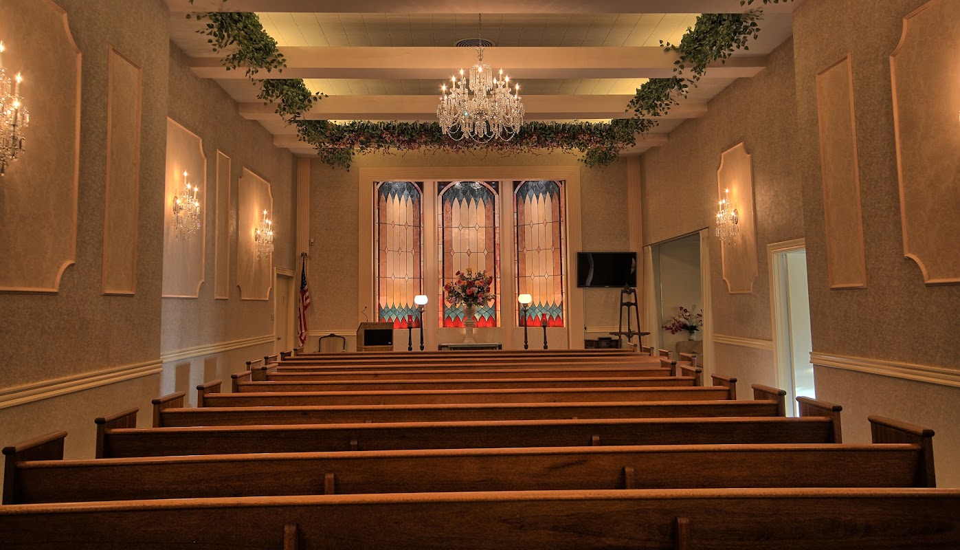 Joseph P. Reardon Funeral Home building in Ventura, California