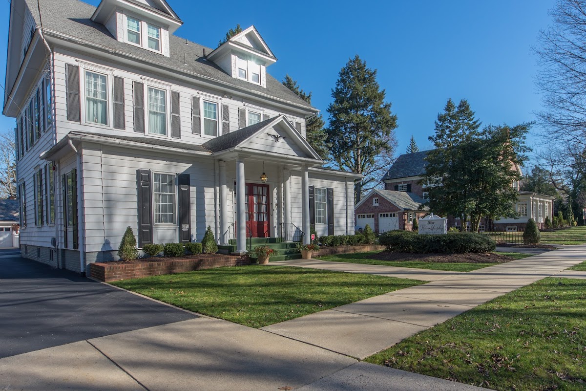 Kain-Murphy Funeral Services building in Haddonfield, New Jersey