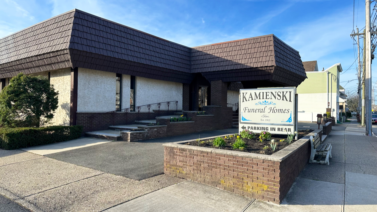 Kamienski Funeral Homes, Inc. building in Wallington, New Jersey