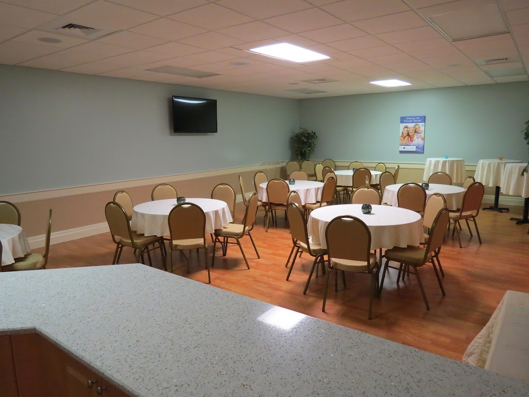 Kays-Ponger & Uselton Funeral Homeomes & Cremation Services building in Port Charlotte, Florida