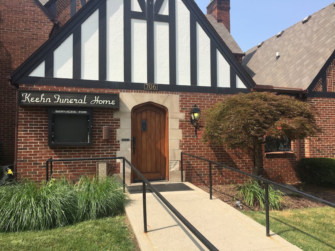 Keehn Funeral Home building in Brighton, Michigan