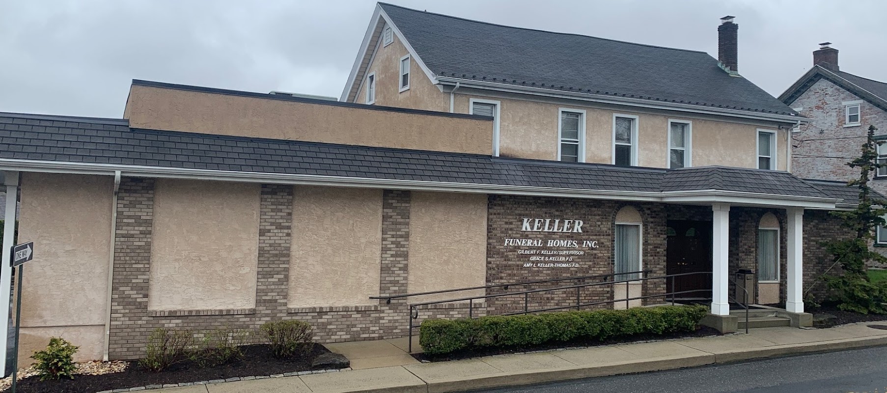 Keller Funeral Homes building in Fogelsville, Pennsylvania