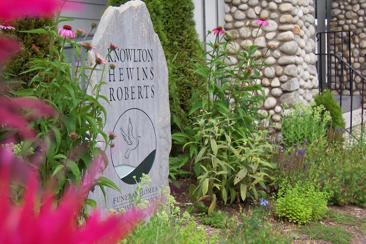 Knowlton & Hewins Funeral Home & Cremation Care building in Augusta, Maine