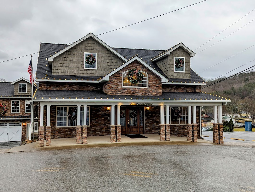 Koontz Funeral Home building in Hamlin, West Virginia