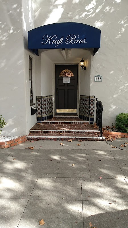 Kraft Bros Funeral Directors building in Woodland, California