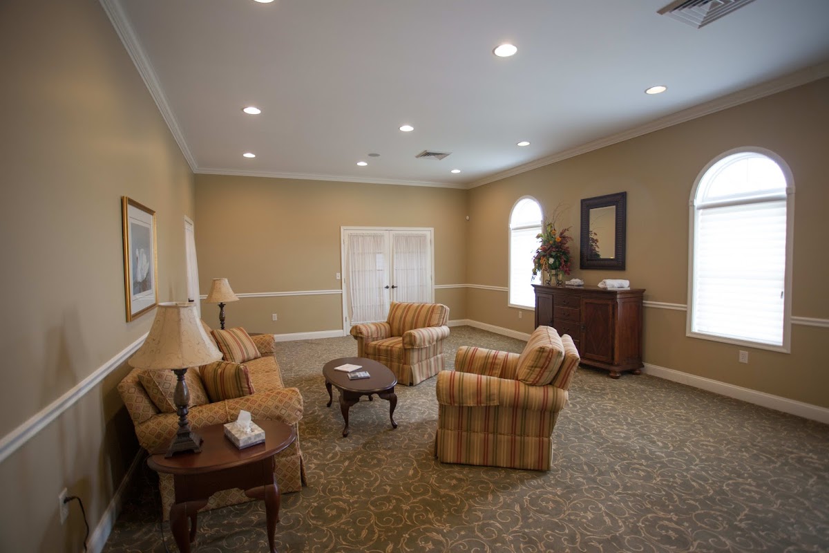 Kreamer & Lum Funeral Home & Crematory building in Jonestown, Pennsylvania