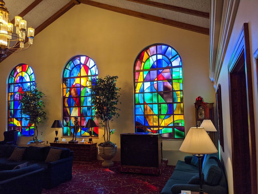 Kutis Funeral Home - Affton Chapel building in Saint Louis, Missouri
