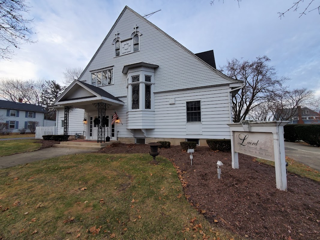 Laird Funeral Home building in Dundee, Illinois