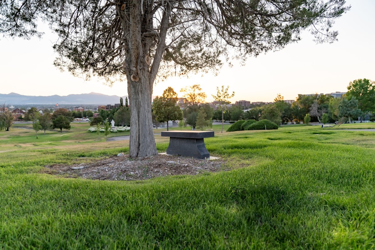 Lake Hills Mortuary - Memorial mortuaries building in Sandy, Utah