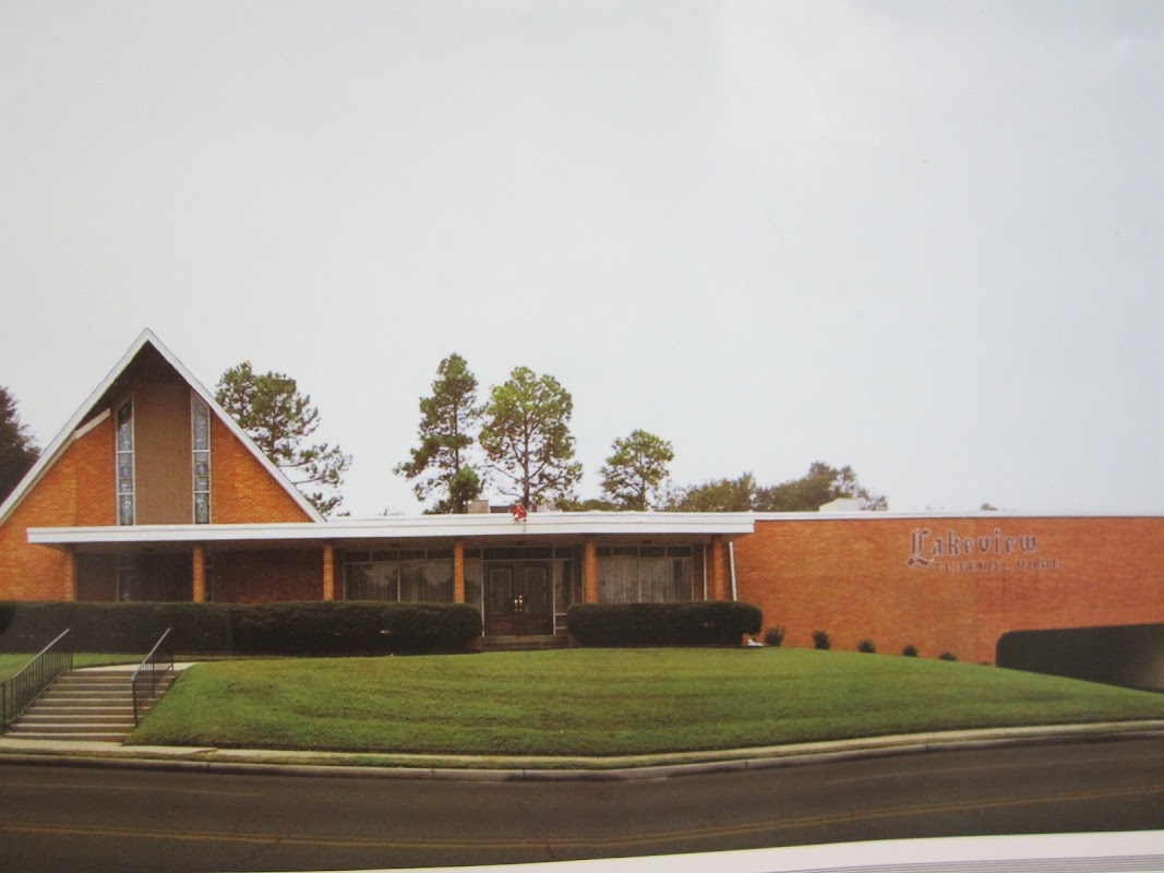 Lakeview Memorial Funeral Home building in Vicksburg, Mississippi