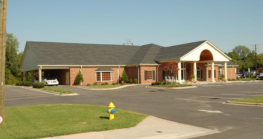 Lancaster Funeral Home & Cremation Service building in Lancaster, South Carolina