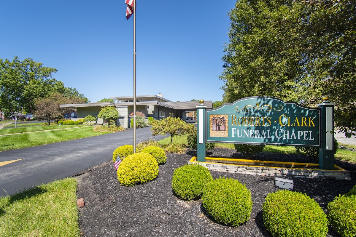 Lane Funeral Homes - Roberts-Clark Memorial Chapel building in Warren, Ohio