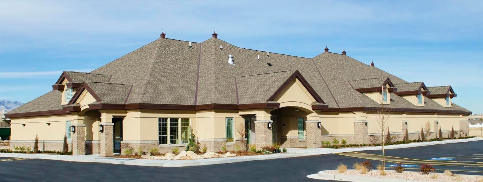 Larkin Mortuary - Riverton building in Riverton, Utah