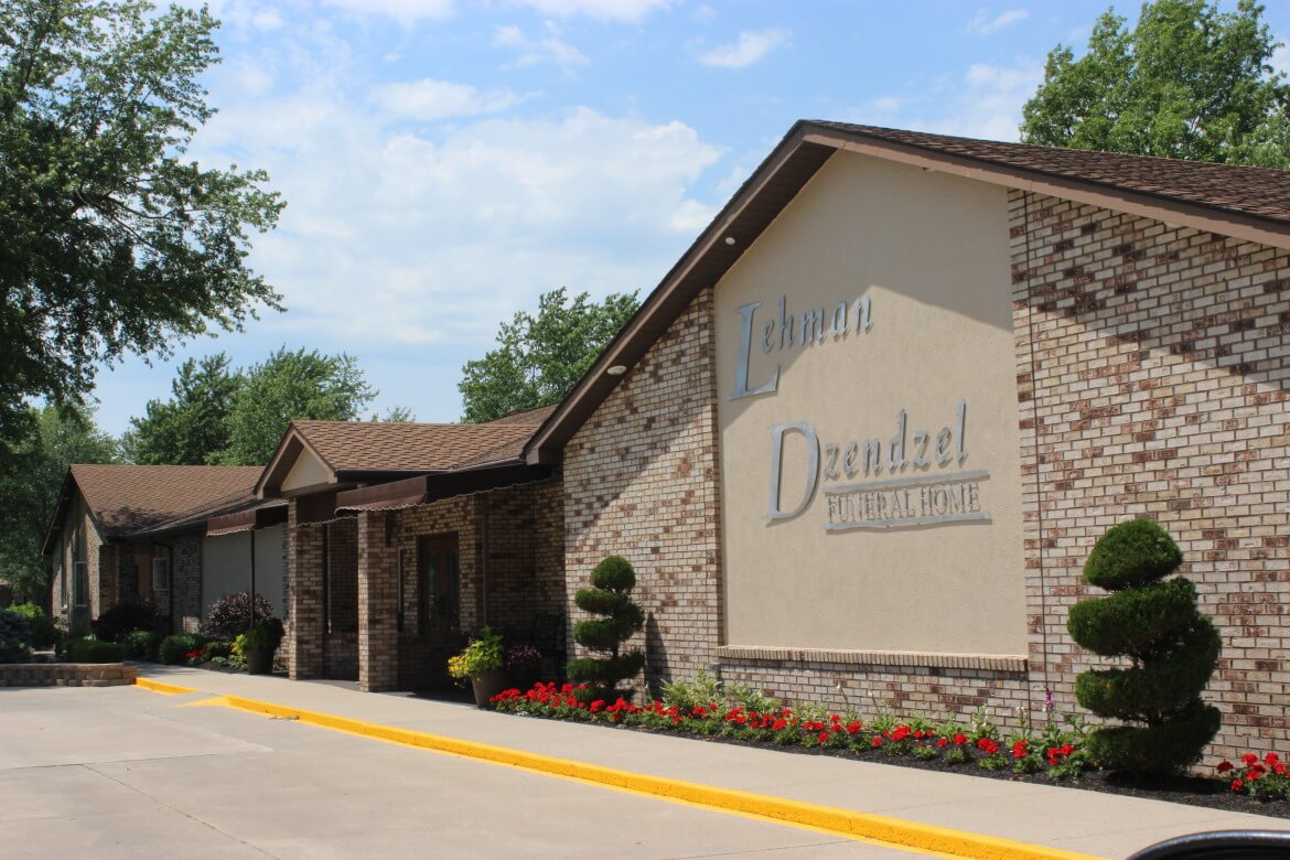 Lehman Hogenkamp Dzendzel Funeral Home building in Celina, Ohio
