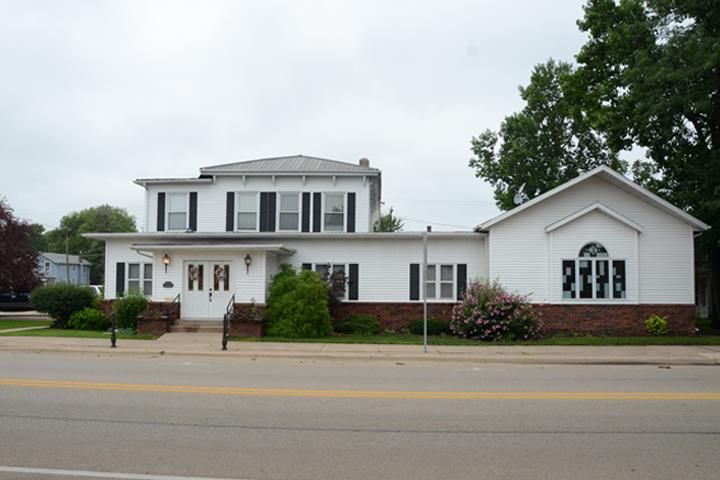 Lemke Funeral Home - South Chapel building in Clinton, Iowa