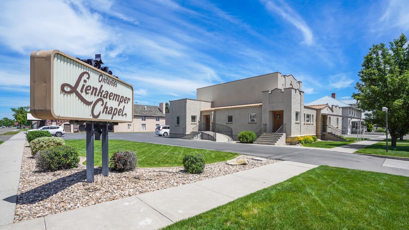 Lienkaemper Funeral Chapel - Ontario building in Ontario, Oregon