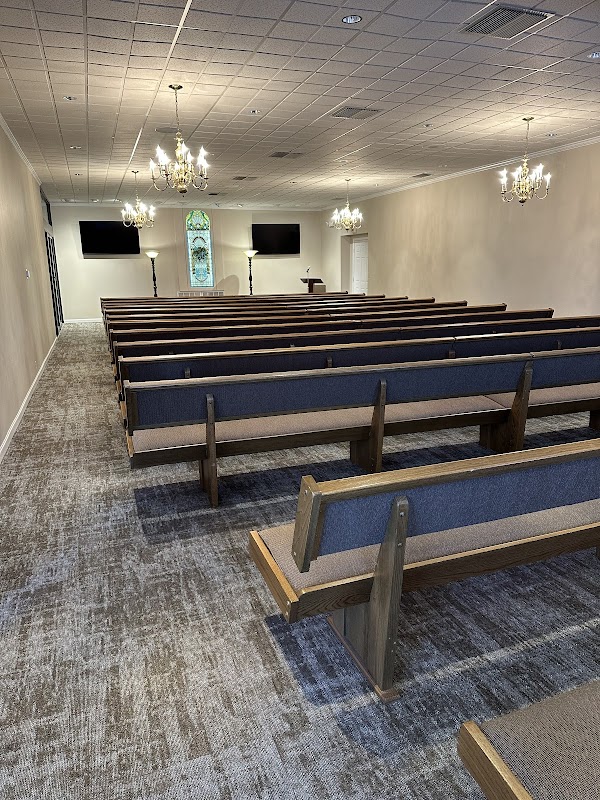 Lindley Pitts Funeral Home building in Braymer, Missouri