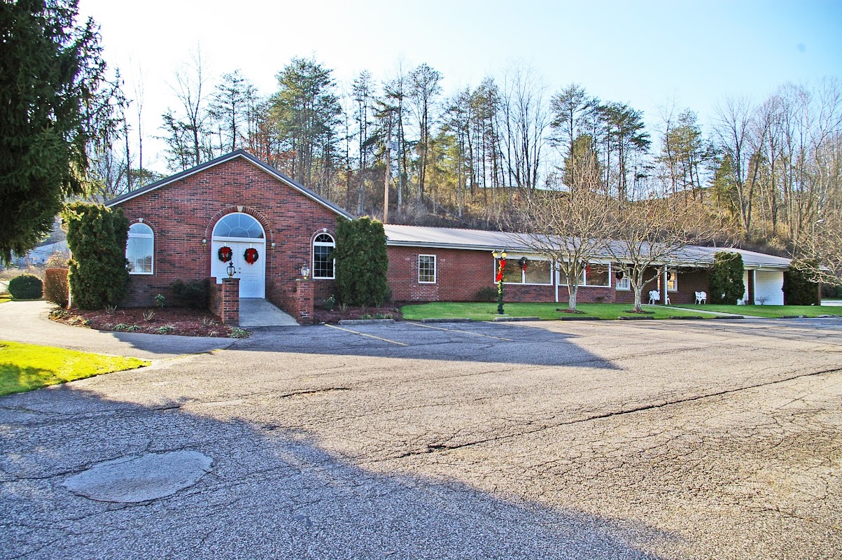 Long & Fisher Funeral Home building in Sissonville, West Virginia