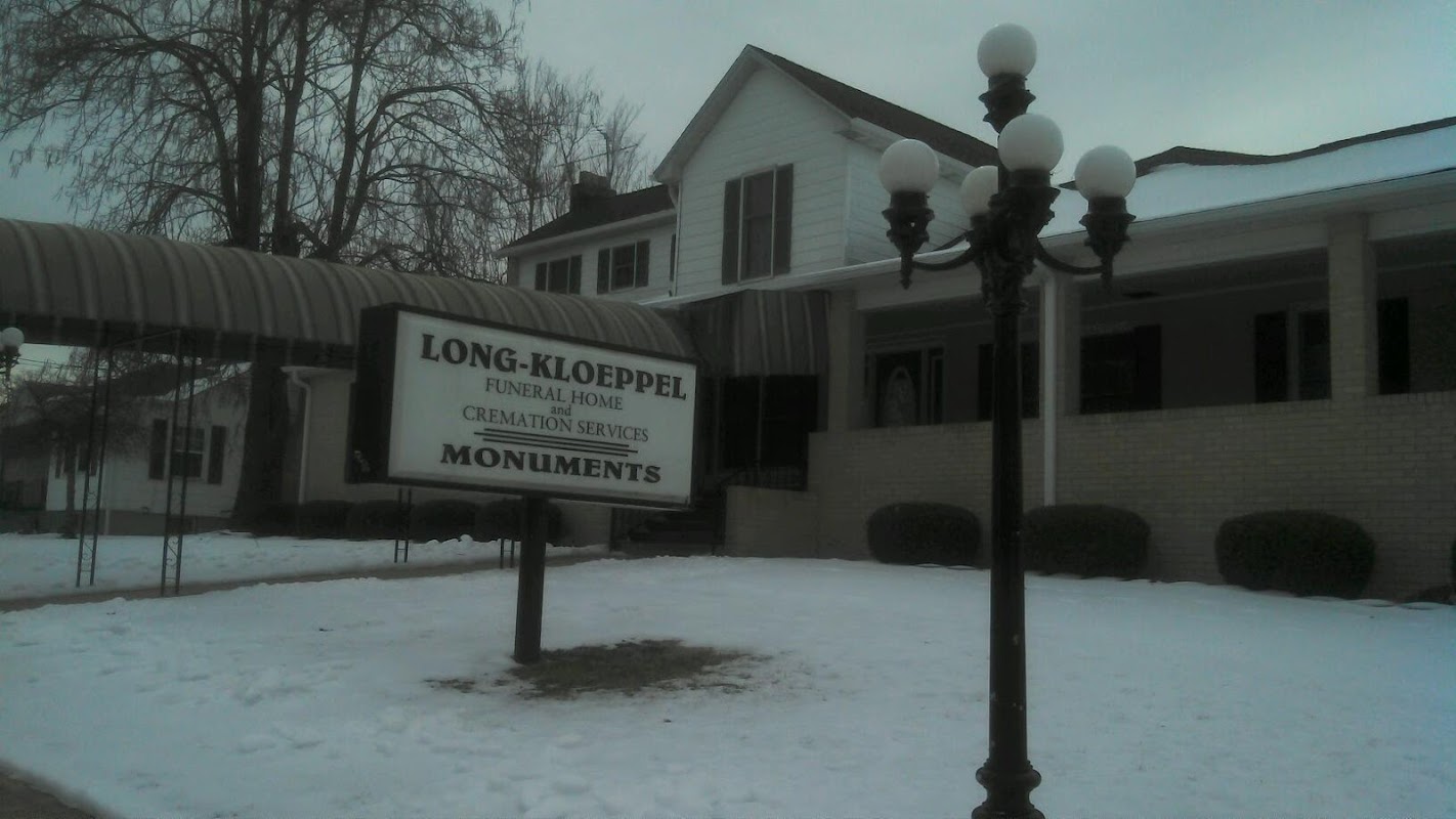 Long-Gilbert Funeral Home building in Dixon, Missouri