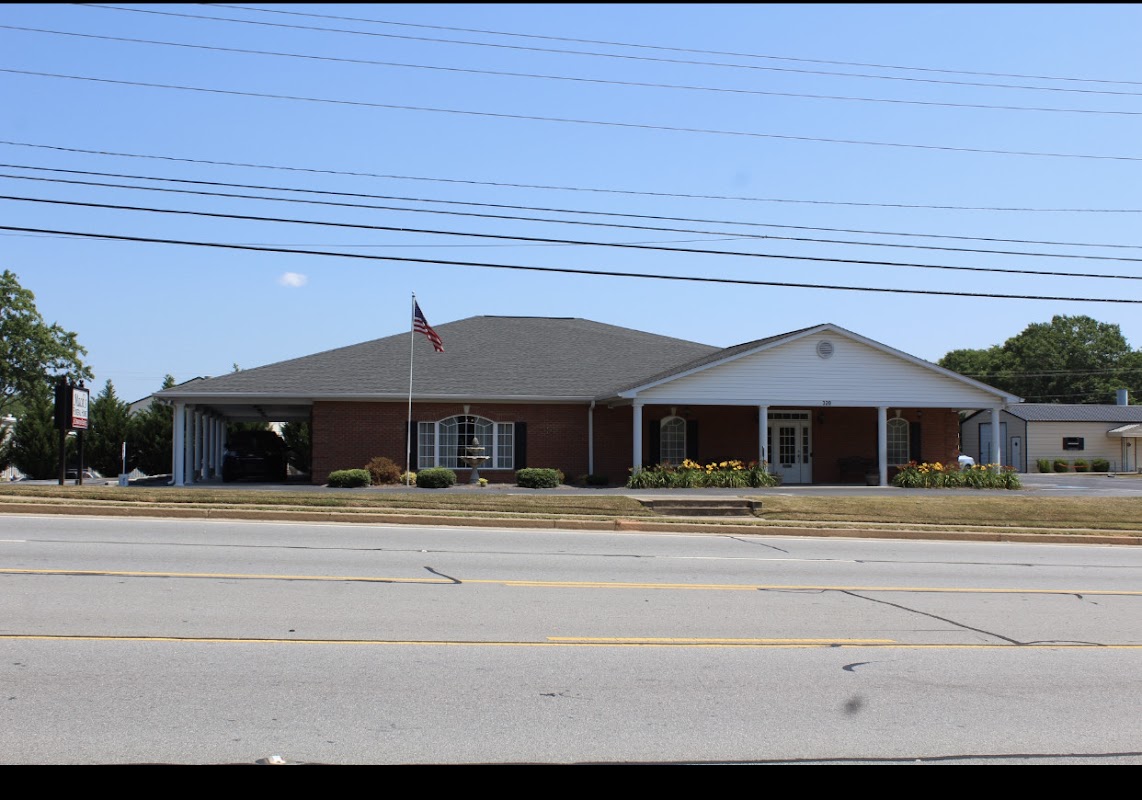 Mack's Funeral Home & Cremation Service building in Elberton, Georgia