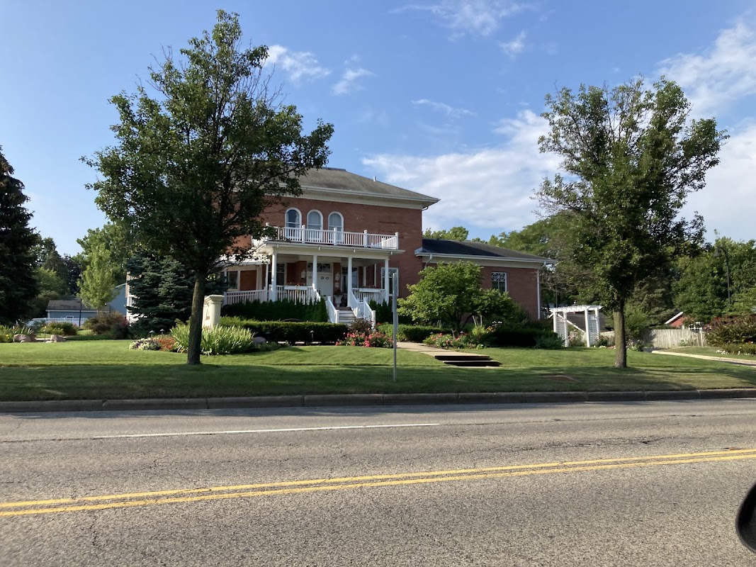 Malone Funeral Home building in Geneva, Illinois