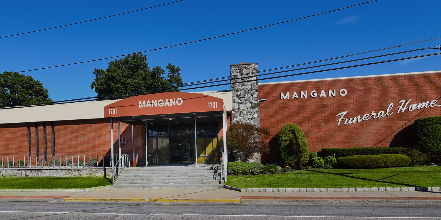 Mangano Funeral Home Inc building in Deer Park, New York